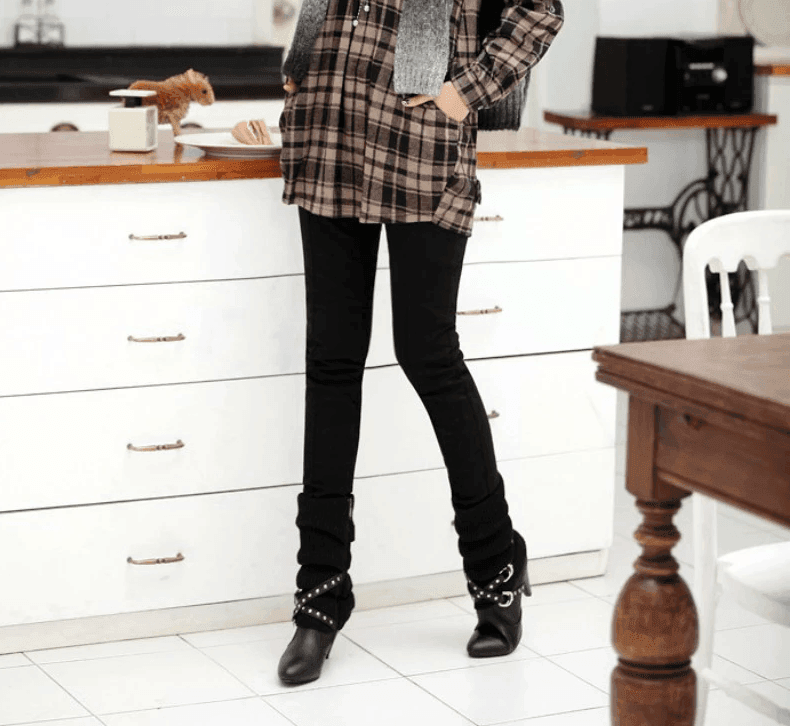 מכנס סקיני סטרצ' בגימור פנימי מחמם לעונה הקרה להופעה שתרגישי בה תמיד לוהטת - לה איסלה