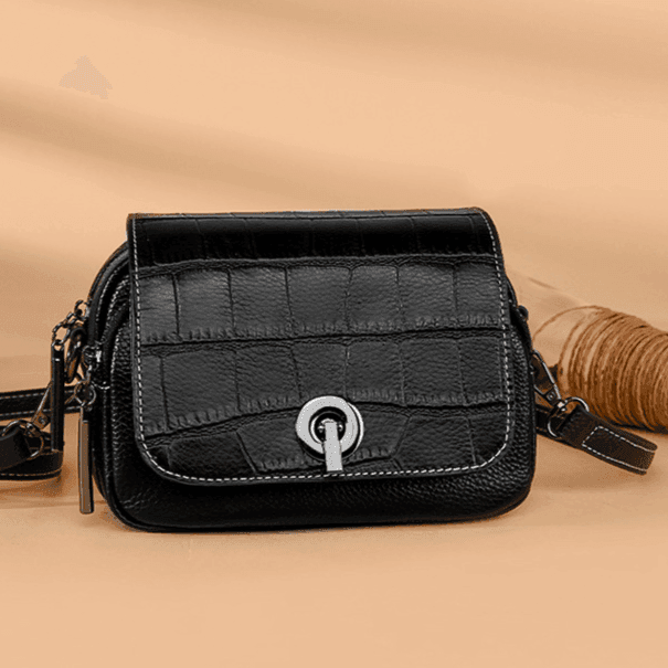 תיק צד מעור מקורי ממילאנו ללוק של אישה שרוצה לתת טאץ' מושלם - לה איסלה