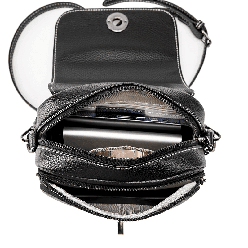 תיק צד מעור מקורי ממילאנו ללוק של אישה שרוצה לתת טאץ' מושלם - לה איסלה