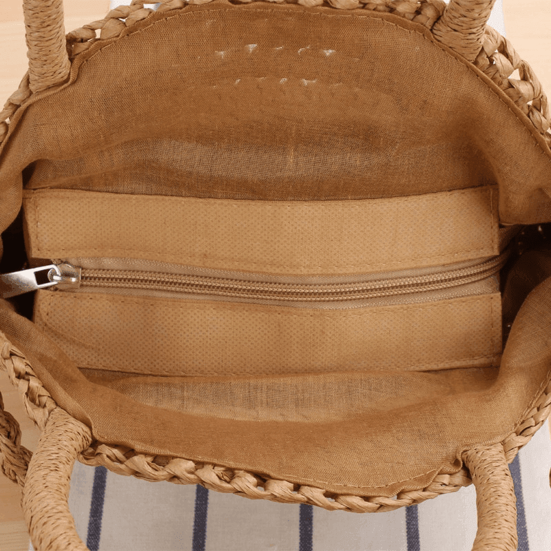 תיק קש בסיגנון בוהמי עתיק ללוק נשי שמתאים לקיץ להופעה נשית מדהימה וממגנטת - לה איסלה