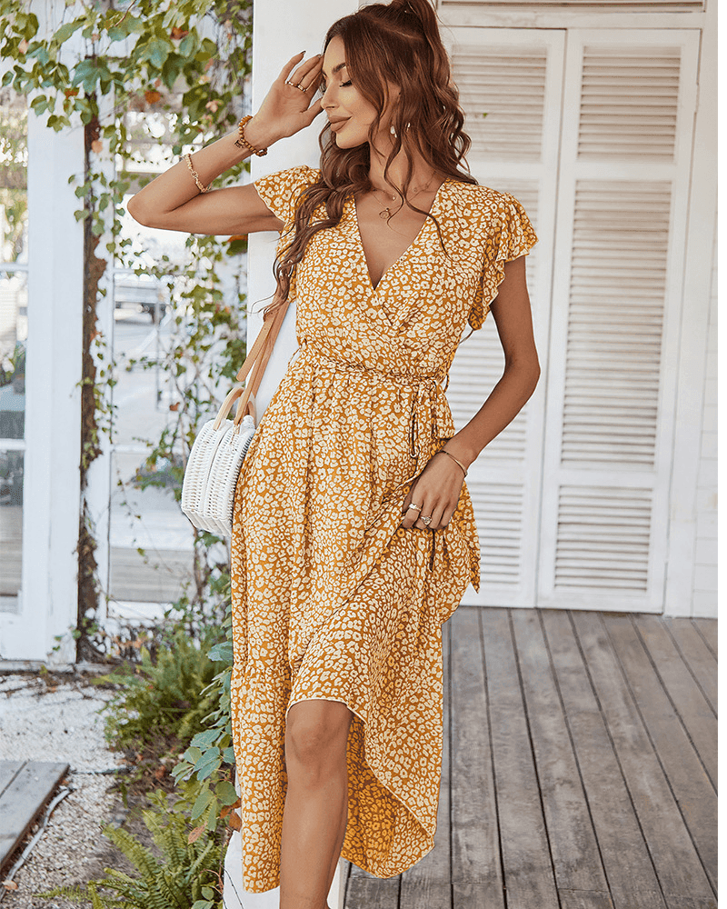 שמלת קשירה עדינה בגיזרה נשפכת ללוק שתמיד תוכלי ללחזק בו את הנשיות שלך - לה איסלה