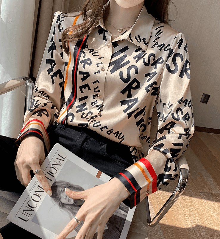 מכופתרת כיתוב מאויירת ומרהיבה של מעצב מפורטוגל להופעה נשית חזקה ושולטת - לה איסלה