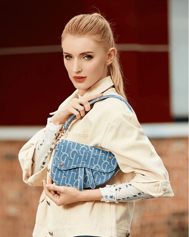 תיק ג'ינס יוקרתי ליציאות בגימור אלגנטי מתחכם להופעה נשית מדוייקת ויפה - לה איסלה