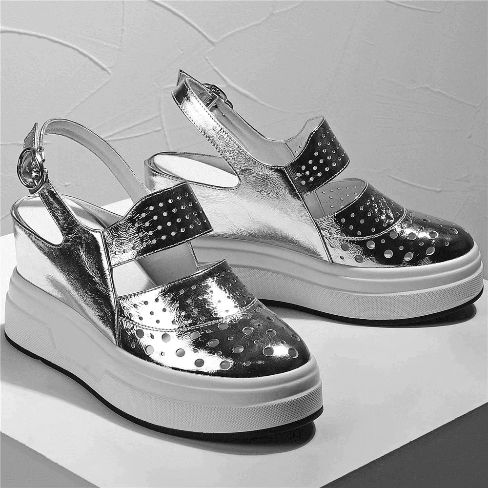 סנדלי פלטפורמה ממילאנו בגיזרה נשית מעוצבת בשילוב חורים מנדפי זיעה ללוק מרהיב - לה איסלה