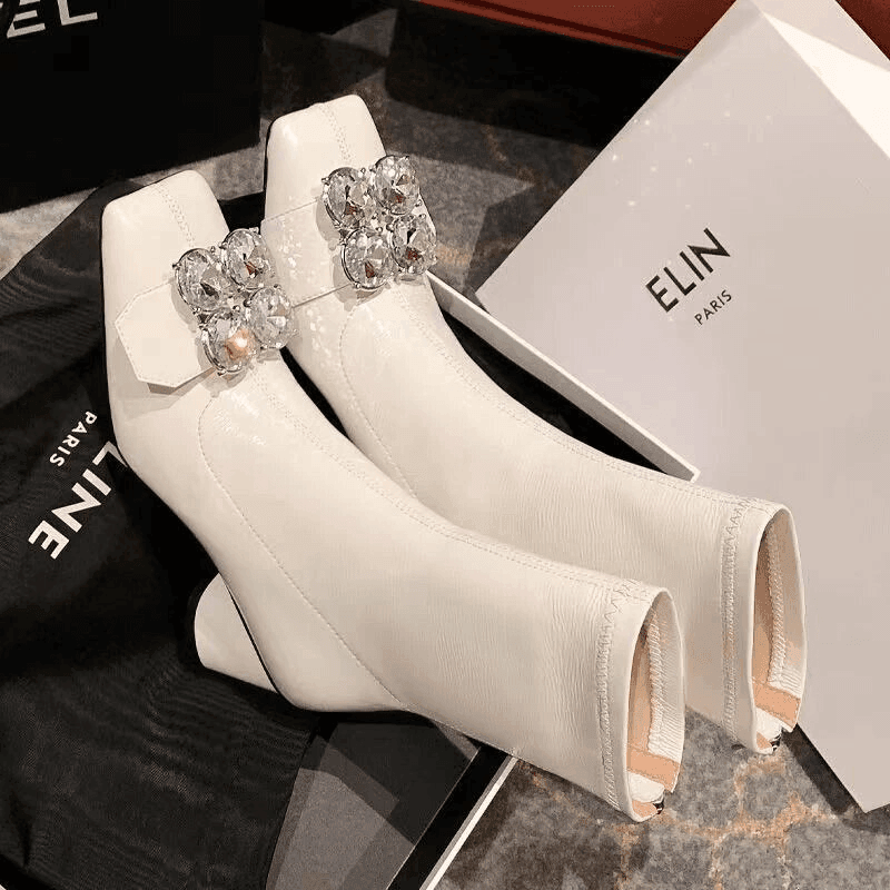 מגפון לקה מהמם בגימור זרקונים גדולים של מעצב צרפתי להופעה מושכת תשומת לב - לה איסלה