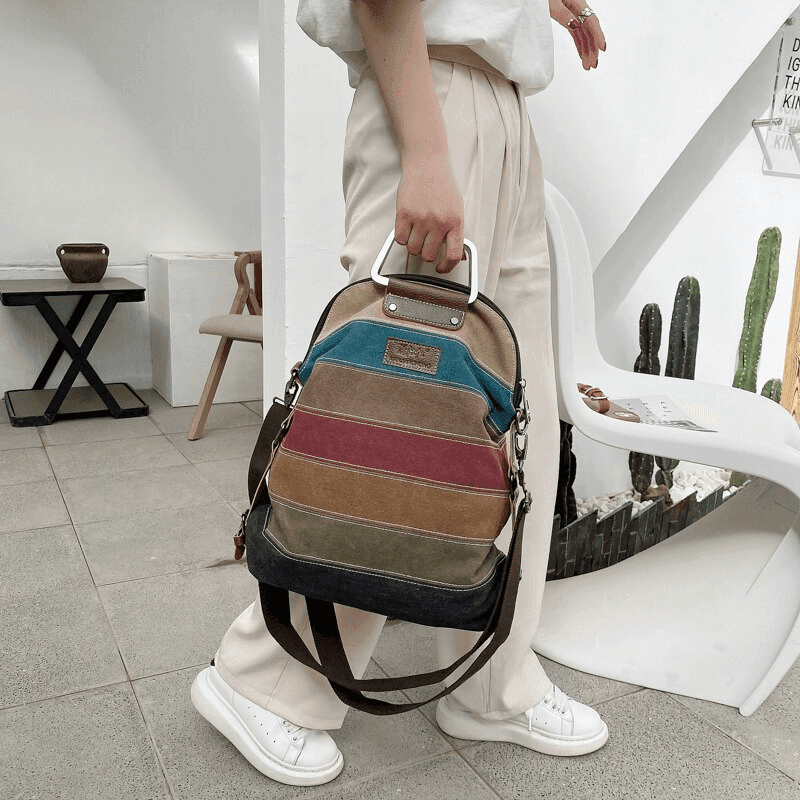 תיק משגע בשלל אופציות לנשיאה בגימור צבעוני ללוק טרנדי נוכח ולהופעה מושלמת - לה איסלה