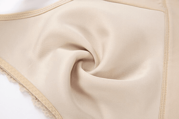 חזייה עוטפת ללא עצם במבנה שמחזיק את השד ובגימור נשי מתחרה עדינה ואופנתית - לה איסלה