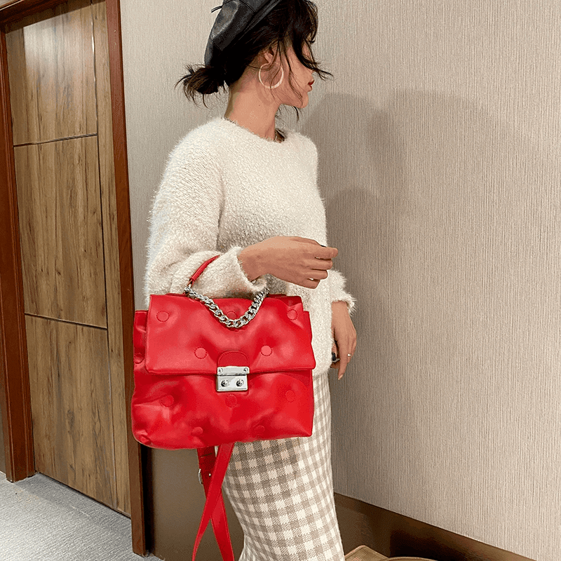 תיק איטלקי משגע בשילוב גורמט כסף מושלם ללוק נשימשגע ולהופעה עכשיווית - לה איסלה