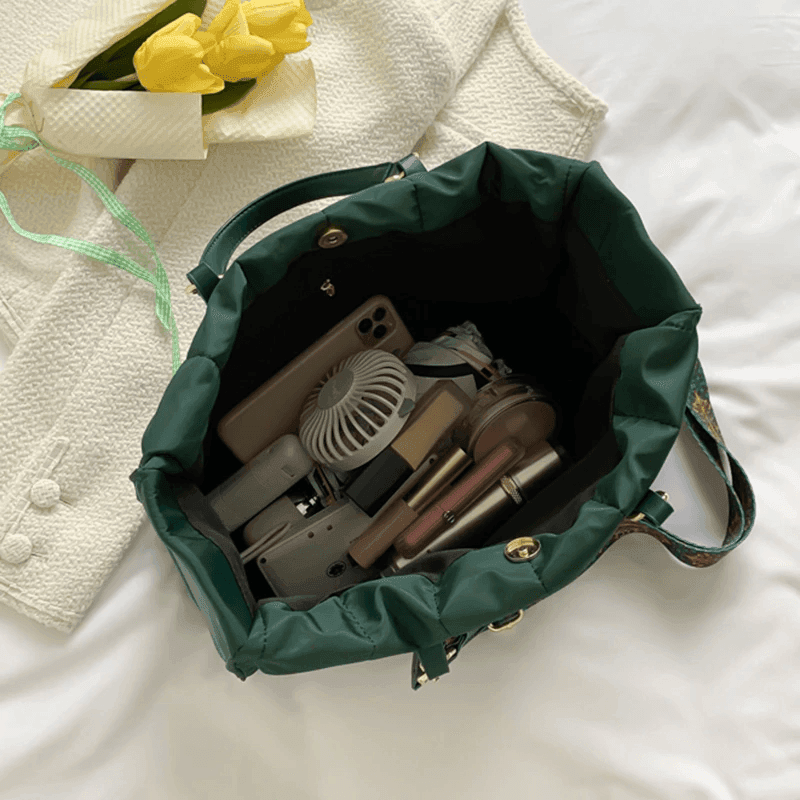 תיק פוף עם רצועה בסגנון אתני רוחני ללוק אותנטי מושלם ולהופעה מנצחת - לה איסלה