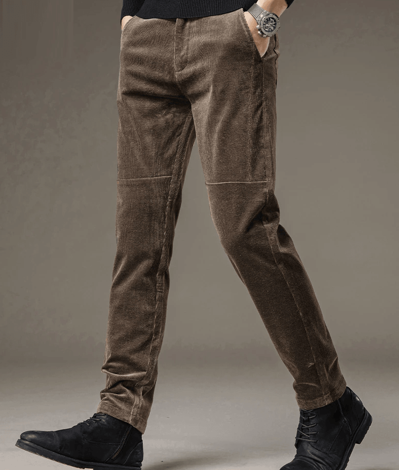 מכנס קורודורוי עם פרווה פנימית בדוגמת סטרייט עם כיסים ללוק בוייפרנד מרשים - לה איסלה 