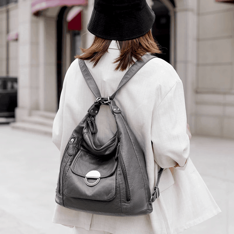 תיק גב שהוא גם לנשיאה בכתף בגימור פרקטי ואופנתי להופעה שתחרשי עליה כל העונה - לה איסלה