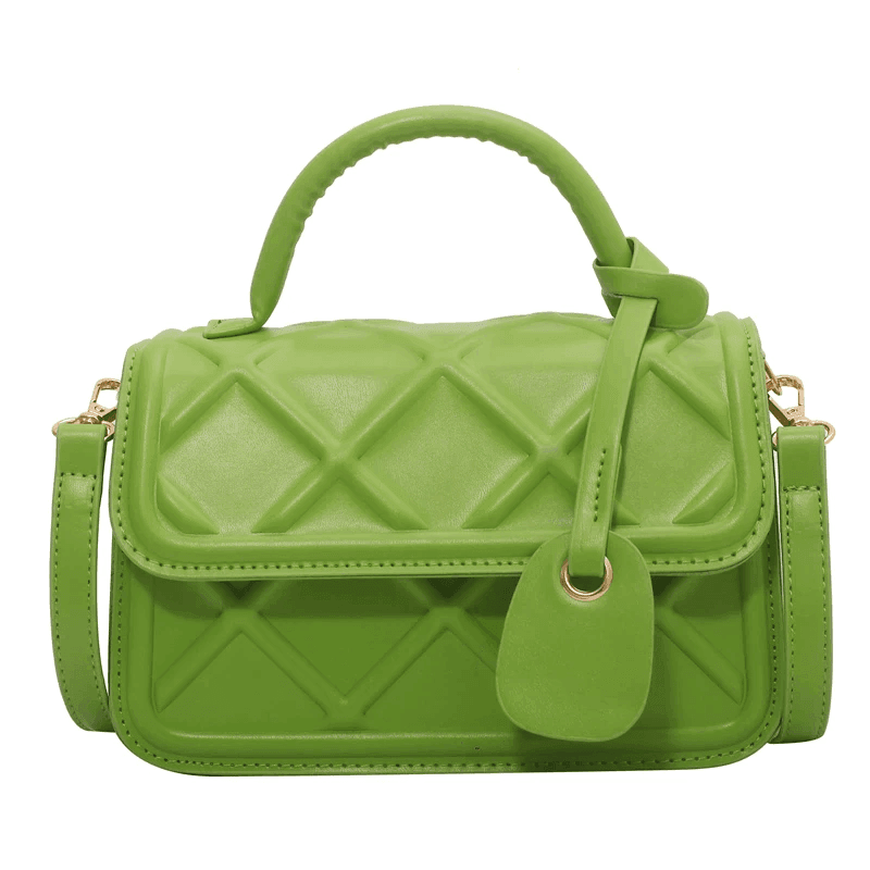 תיק של מעצב צרפתי בגימור טרנדי כובש להופעה נשית בערב וללוק ממגנט - לה איסלה