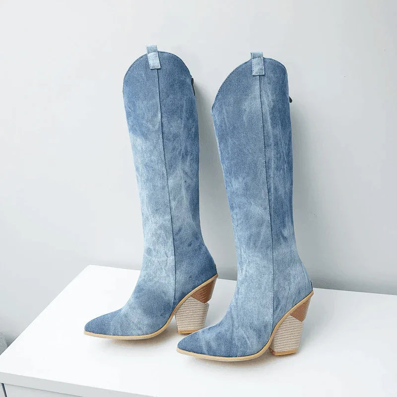 מגף איטלקי מושלם לעונה בגימור גבוה ללוק חתיכי ולנשיות חזקה ומתפרצת - לה איסלה