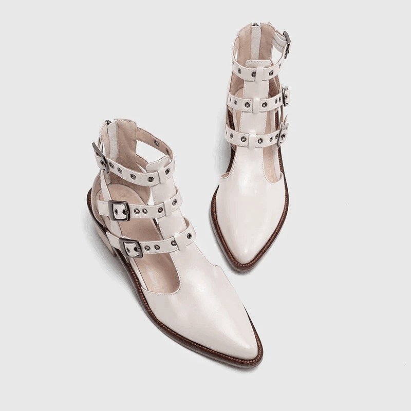 מגפון גלידאטור נמוך עם ניטים של מעצב איטלקי ללוק משובח ולהופעה מרהיבה - לה איסלה