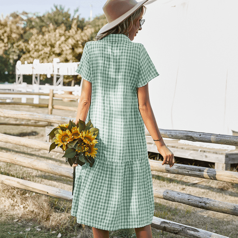 שמלה משובצת בגיזרה לוס משגעת עם כפתורים ללוק נשי של נערה אצילית מהממת - לה איסלה