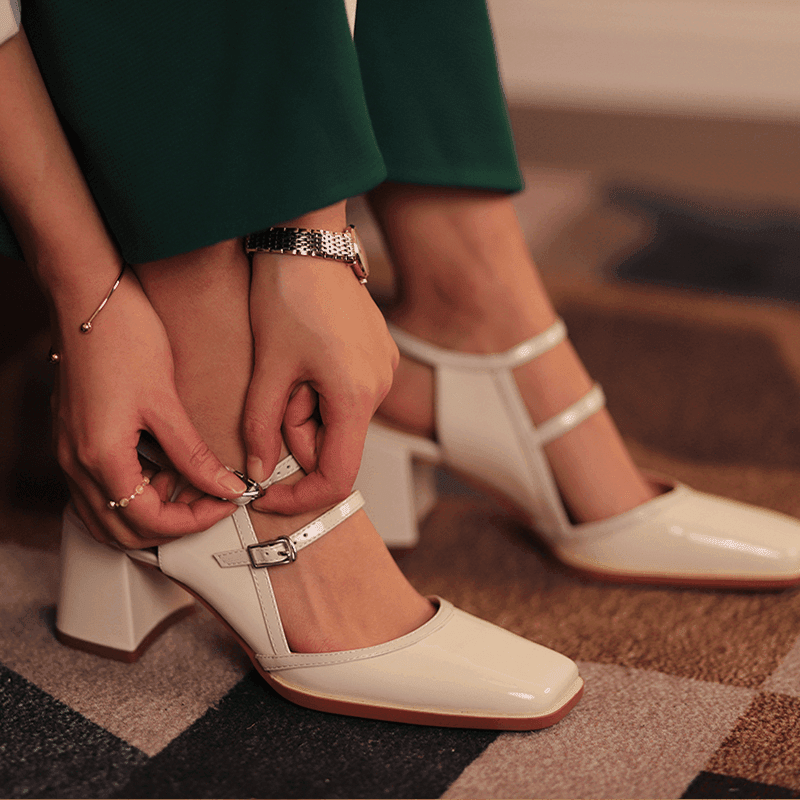 סנדל עקב מרשים מעור איטלקי בגימור לקה טרנדי להופעה נשית מקסימה ואיכותית - לה איסלה