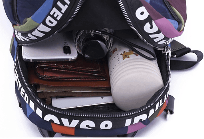 תיק גב של מעצב בגיזרה מיוחדת להופעה הכי אופנתית ובולטת - לה איסלה