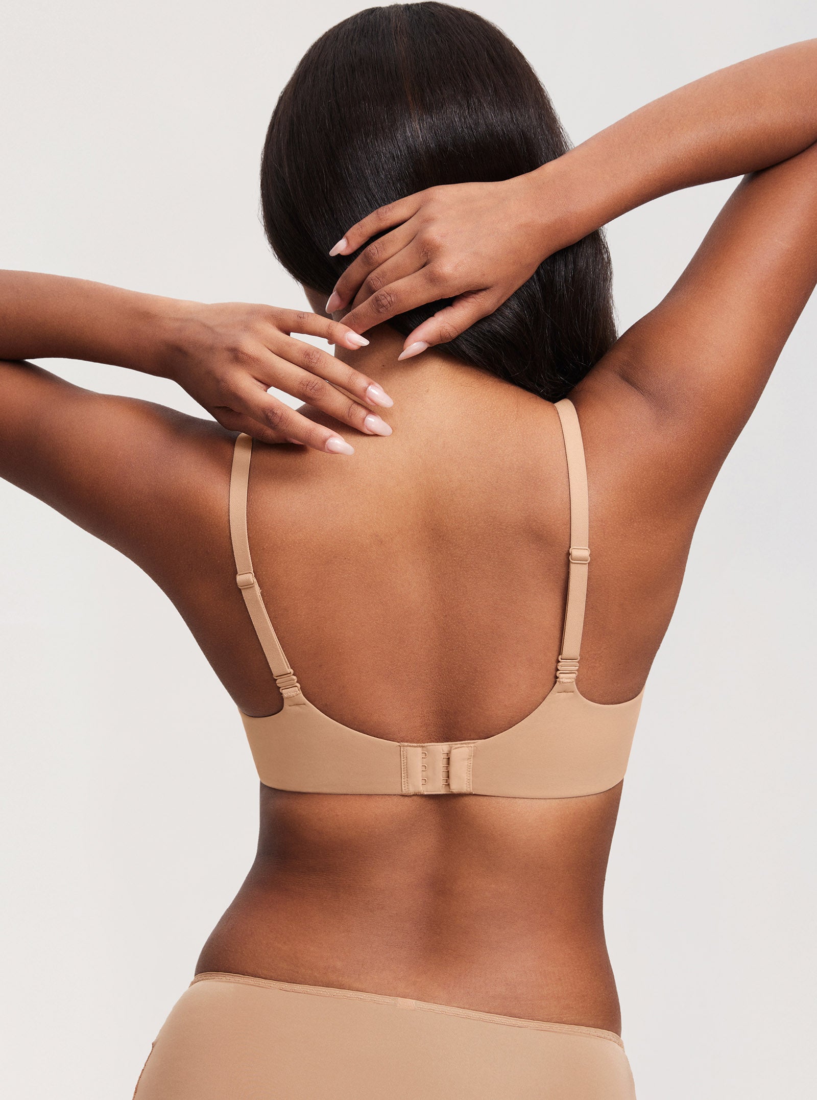 חזיית פוש אפ אופנתית לתמיכה מקסימלית בגב