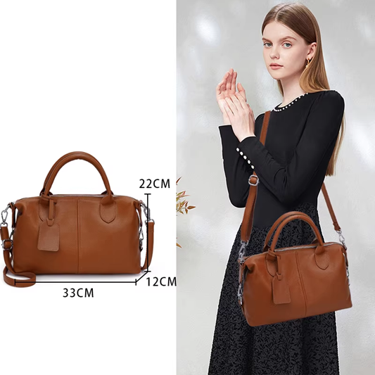 תיק עור מושלם לעונה בגימור נשי אלגנטי להופעה מתוחכמת מתמיד