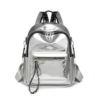 תיק של מעצב ספרדי בגימור נשי מתחכם ללוק של אישה נבונה ולהופעה מנצחת