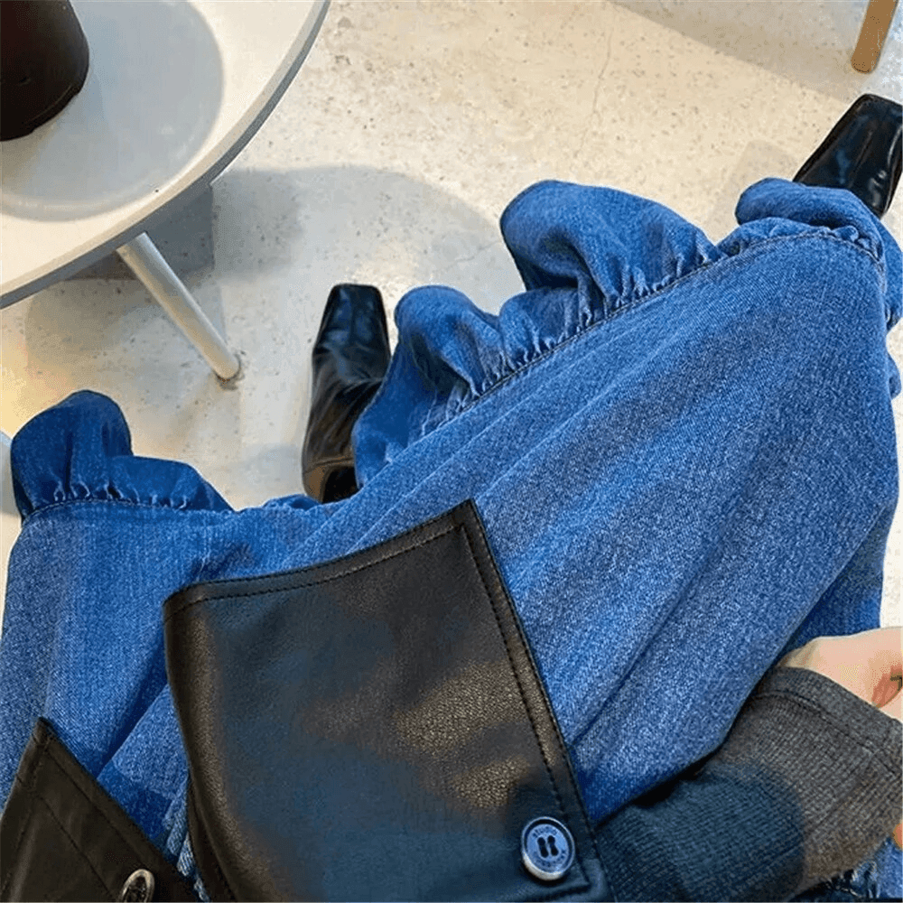 חצאית ג'ינס מ-ה-מ-מ-ת של מעצב אטלקי בגימור פליסה מהמם ללוק נשי מעצים - לה איסלה 